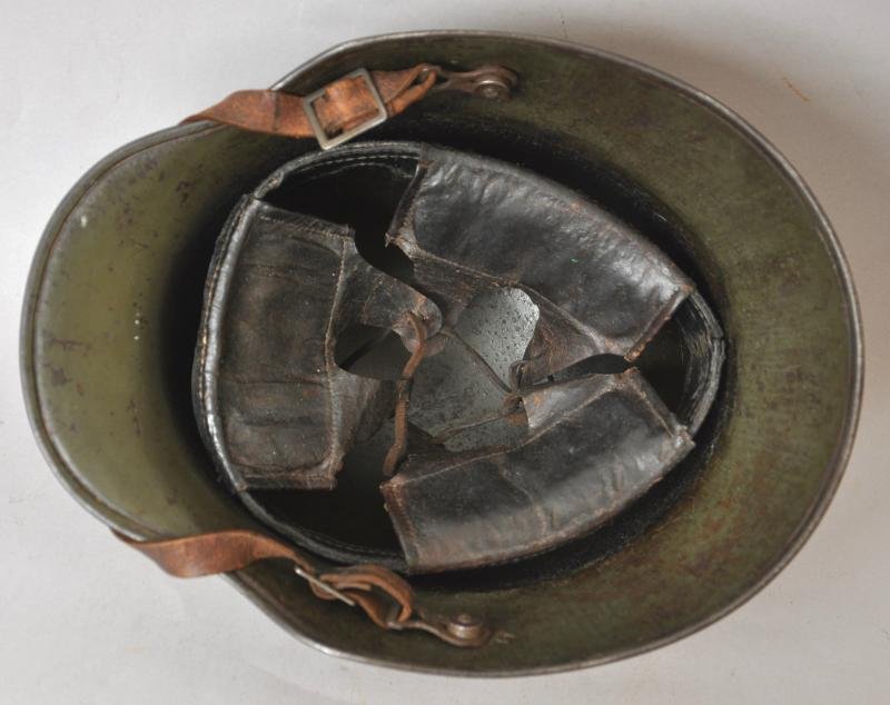 WW1 German M16 Camouflage Helmet — image 18