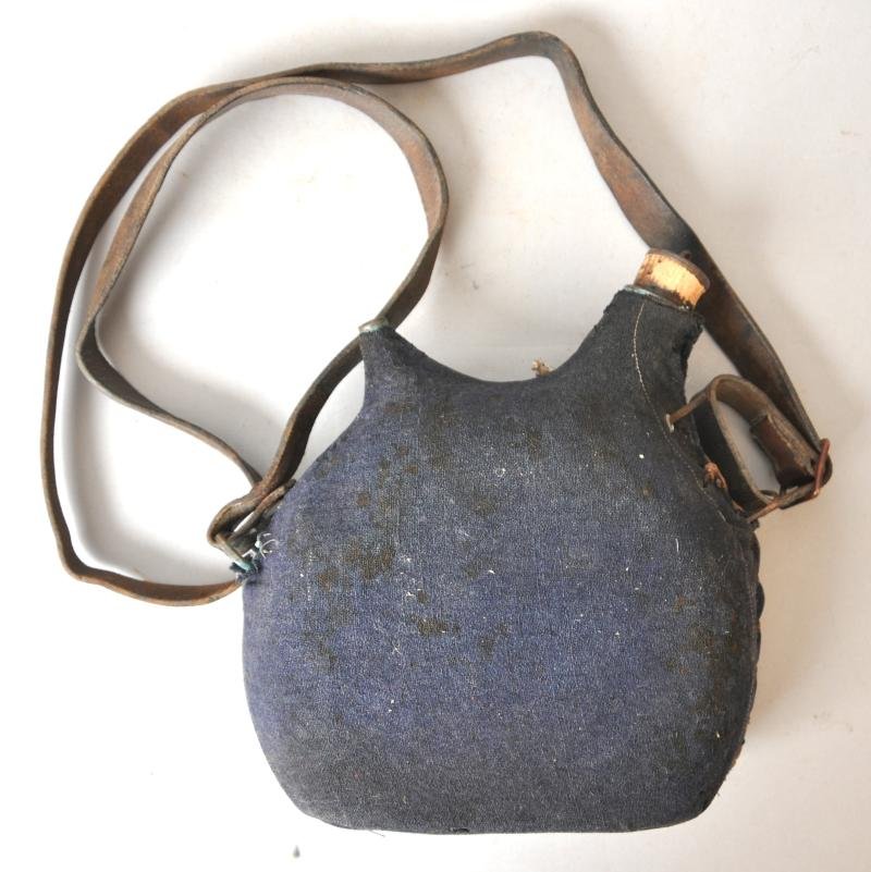 WW1 French Chasseur Waterbottle Regimentally Marked To Chasseur Regiment — image 5