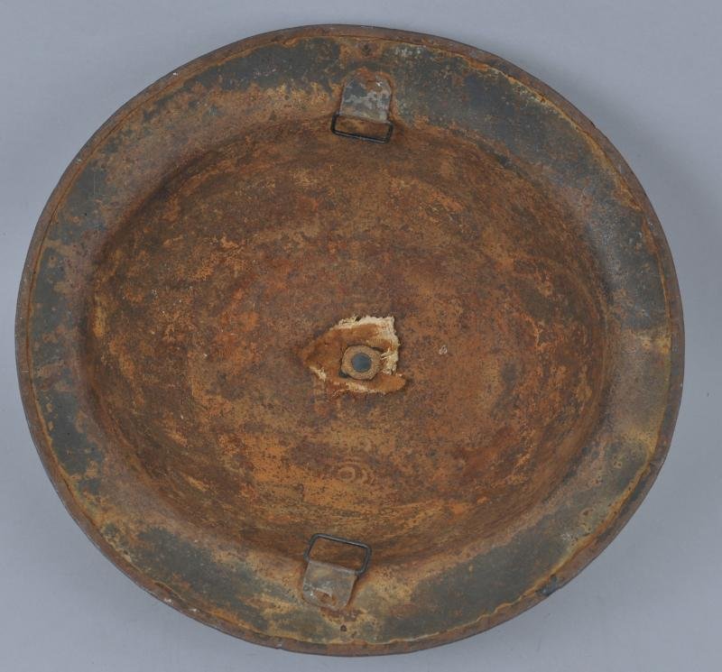 WW1 British Camouflage Brodie Helmet With London Regiment Flash — image 8