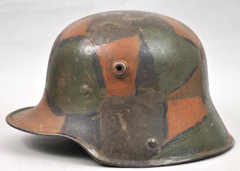 WW1 German M16 Camouflage Helmet — image 2
