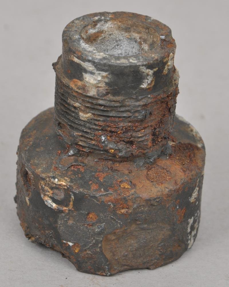 WW2 German 1Kg Incendiary Bomb Screw Cap — image 2