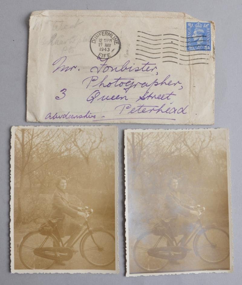 WW2 British Womens Land Army Armband With Photographs Of Wearer — image 2