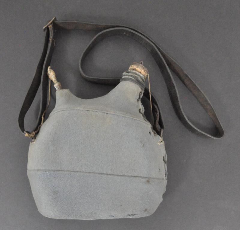 WW1 French 2L Waterbottle In Rare Horizon Blue — image 2