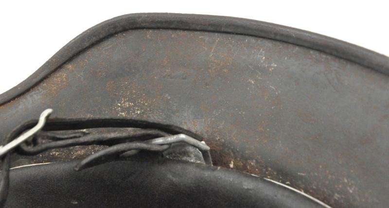 WW2 German M35 Helmet With Thick Textured Camouflage — image 10