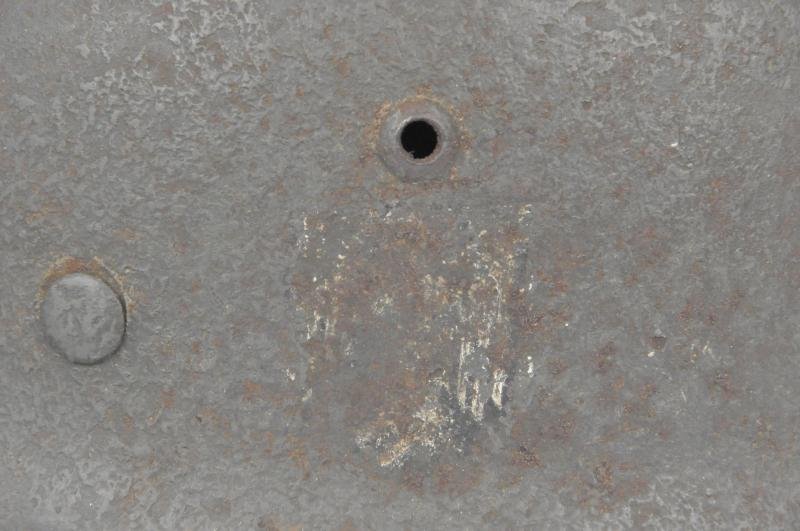 WW2 German M35 Helmet With Thick Textured Camouflage — image 3