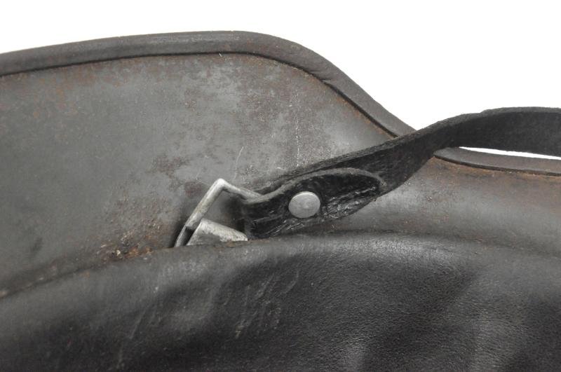 WW2 German M35 Helmet With Thick Textured Camouflage — image 9