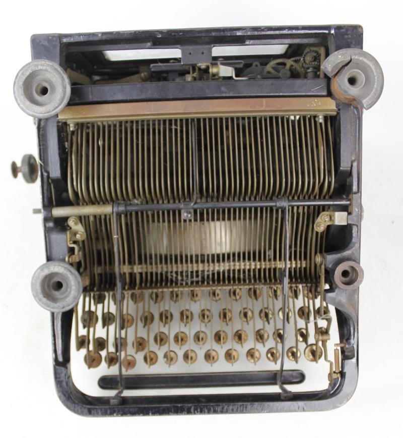 WW2 Period German AEG Typewriter — image 7