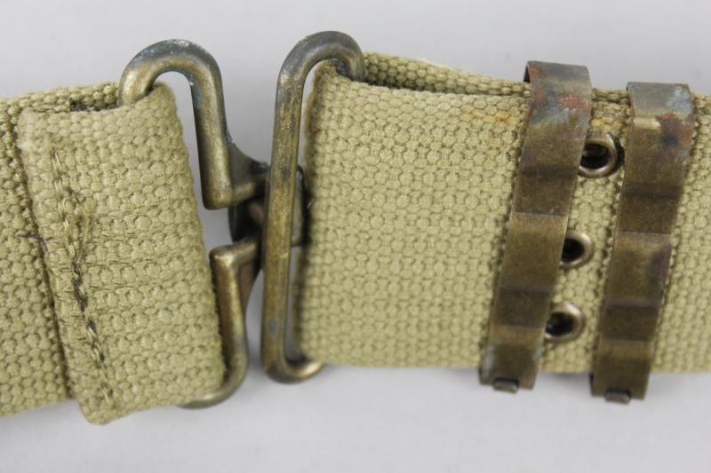 Reproduction WW2 US Tan Pistol Belt 1942 — image 4