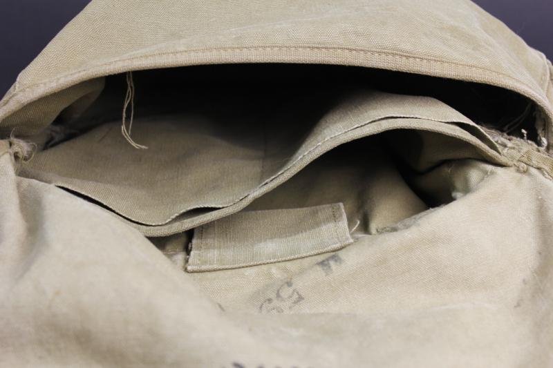 WW2 US Musette Bag & Carrying Strap 1943 — image 7