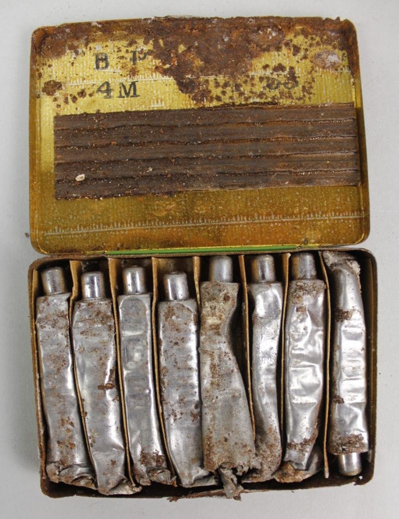 WW2 British Ointment Anti-Gas ' For Tropical Use ' — image 3