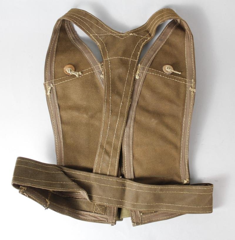 Rare WW2 British First Pattern Skeletal Assault Jerkin 1943 — image 4