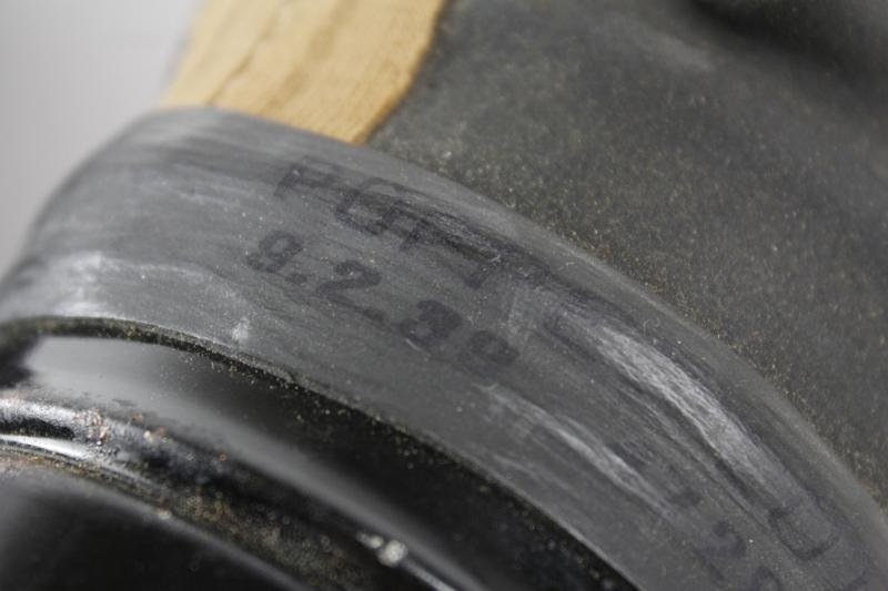 WW2 British Civilian Gas Mask & Private Purchase Case — image 3