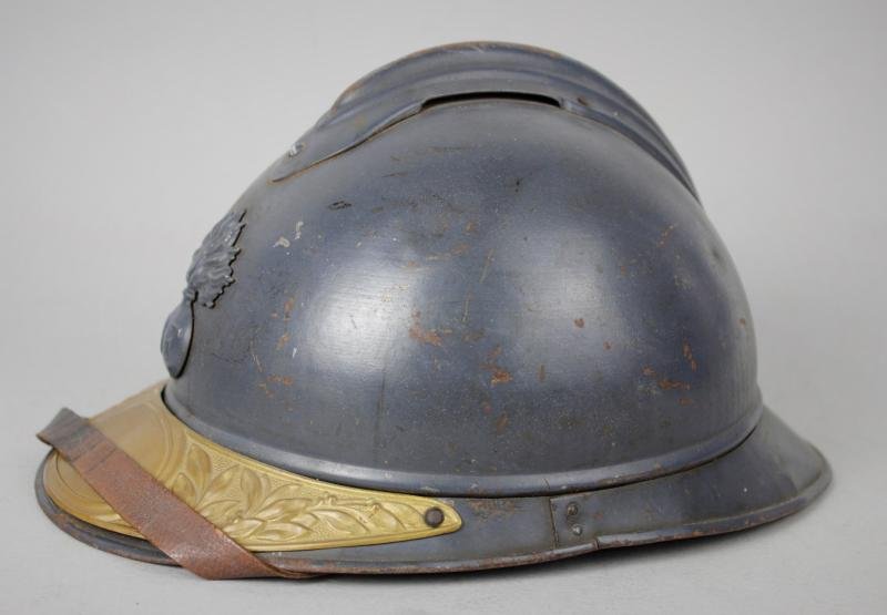 WW1 French Adrian Helmet With Souvenir Plaque — image 3