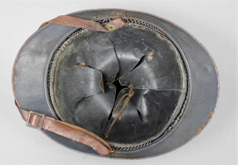 WW1 French Adrian Helmet With Souvenir Plaque — image 8