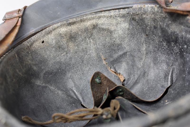 WW1 French Adrian Helmet With Souvenir Plaque — image 9