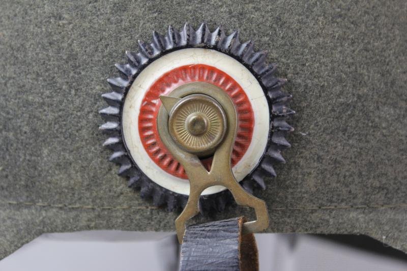 WW1 German Ersatz Model 1895 Felt Pickelhaube of Prussia — image 9