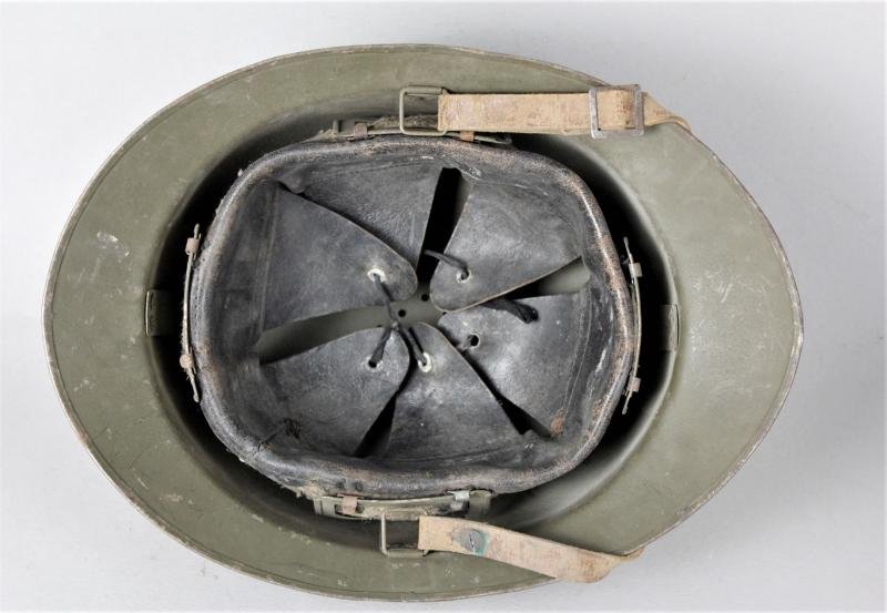 WW2 French M26 Adrian Helmet For Medical Troops — image 8