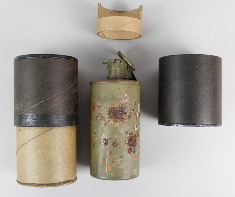 US Vietnam Era Smoke Grenade & Card Carton — image 6