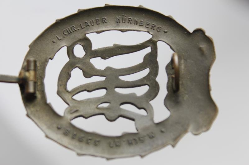 German 'DRL' Bronze Sports Badge — image 4