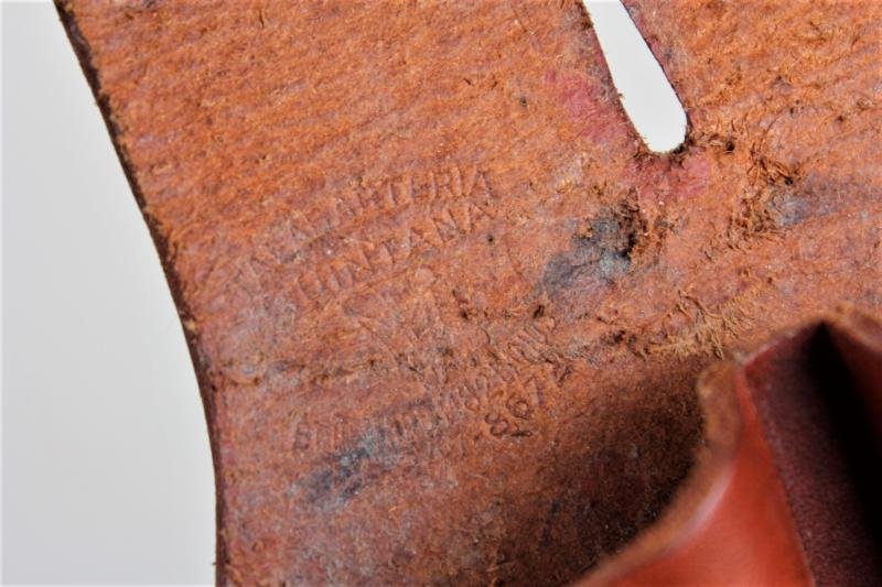 Argentinian Pistol Magazine Pouch In Brown Leather With One Magazine — image 3