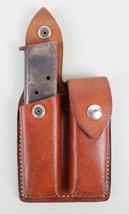 Argentinian Pistol Magazine Pouch In Brown Leather With One Magazine