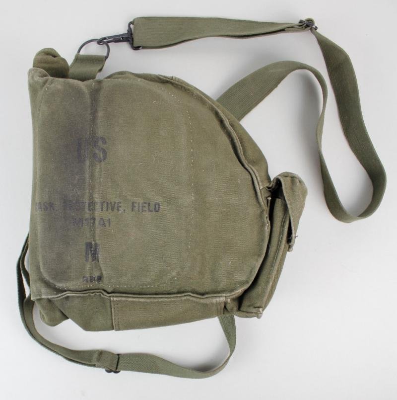 Argentinian Army M17A1 Gas Mask — image 5