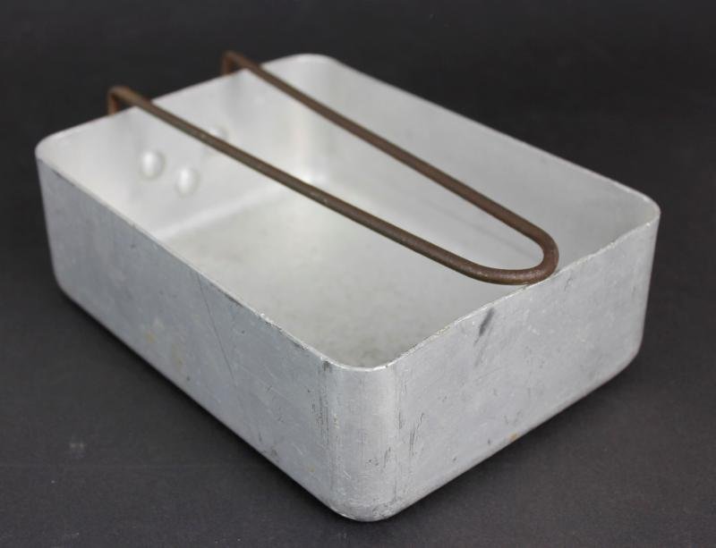 WW2 British Aluminium Messtin 1939 ( Outer Tin ) — image 2