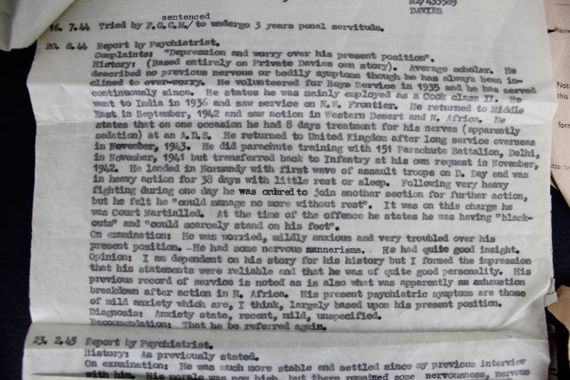 WW2 British D-Day Normandy Hampshire Regiment Bren Gunner Paybook Grouping — image 5