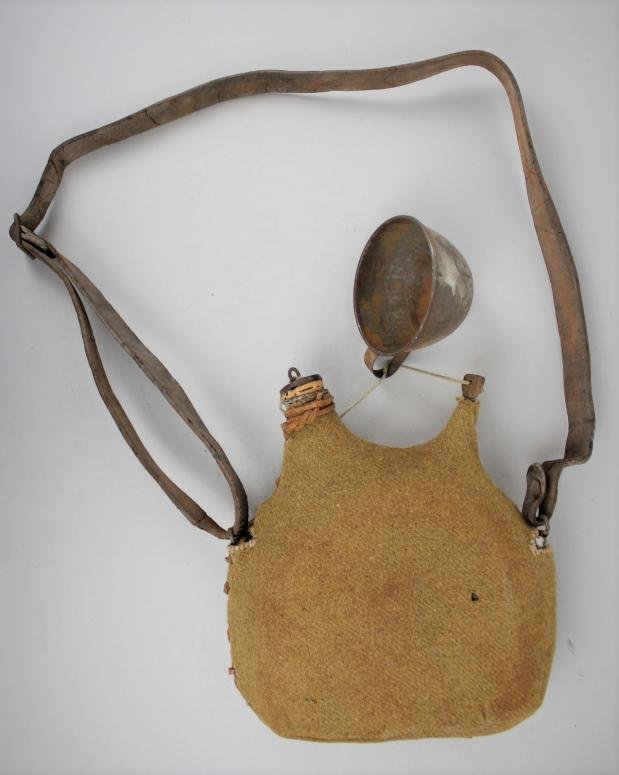 WW1 French Colonial 'Mustard' Waterbottle — image 2