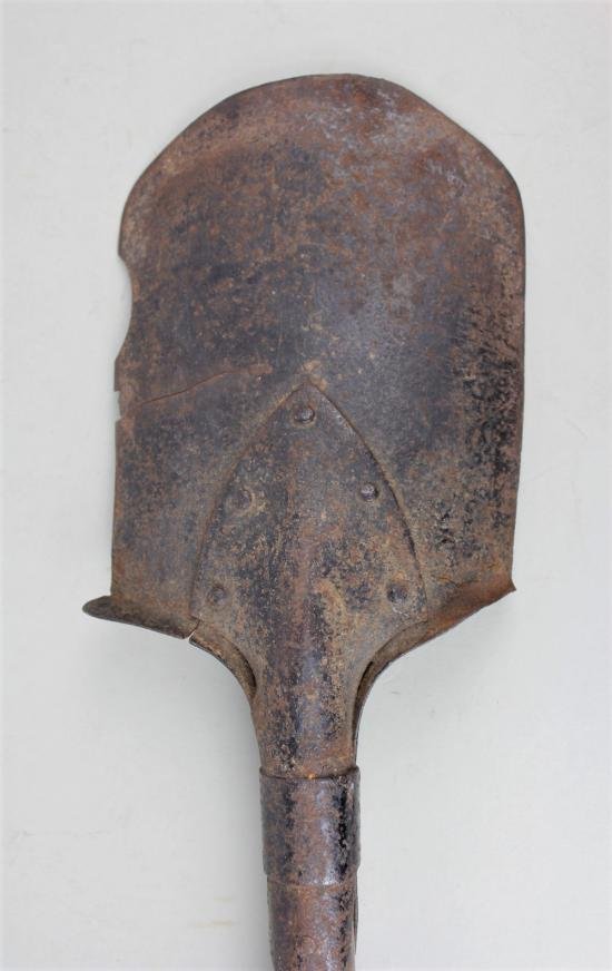 WW1 Austro Hungarian Entrenching Tool With Battle Damage — image 4