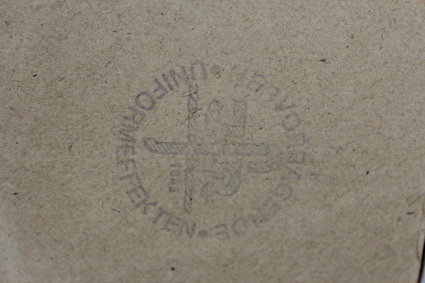 WW2 German Card Packaging For Uniform Shoulder Straps 1943 Dated — image 2