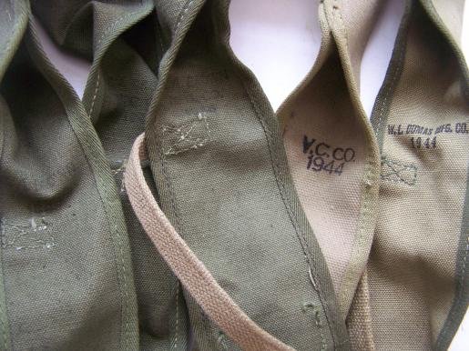 WW2 US M1910 Pick Mattock Carrier ( OD ) — image 3