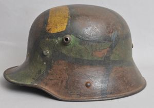 WW1 German M16 Camouflage Helmet