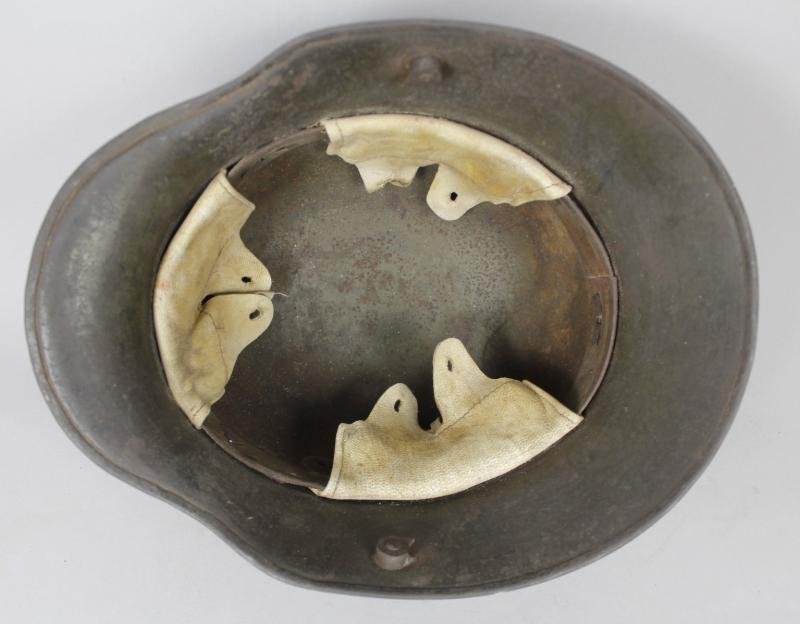 WW1 German M17 Camouflage Helmet — image 12