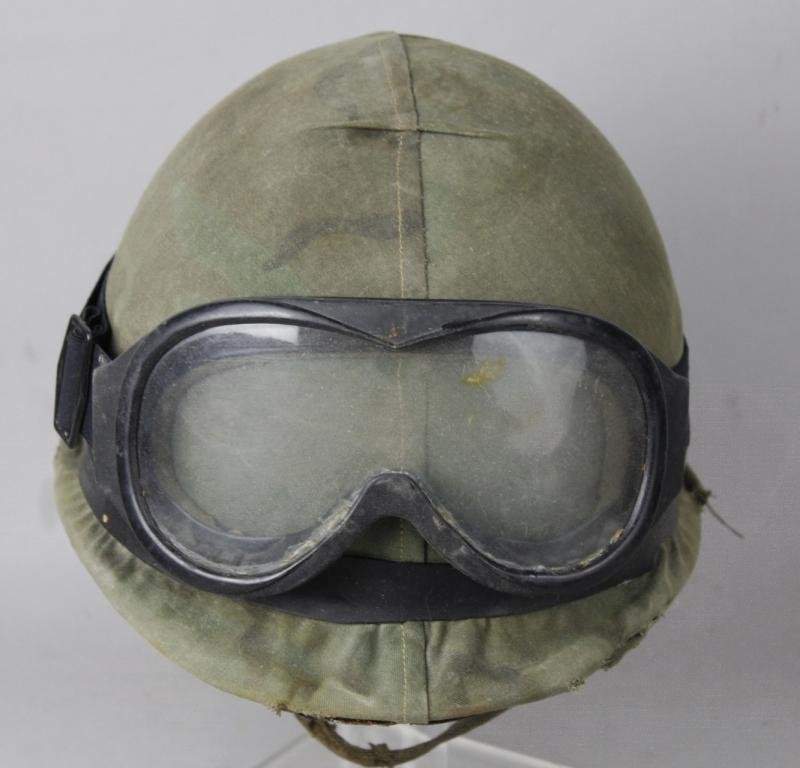 1982 Falklands War Argentinian Camouflage Helmet With Goggles — image 8