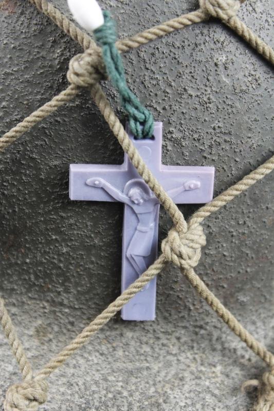 Bullet Holed ( Entry & Exit ) 1982 Falklands War Argentinian Netted Camouflage Helmet — image 5