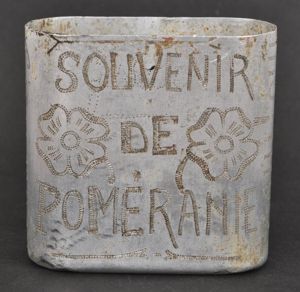 WW2 French Waterbottle Drinking Cup 1937