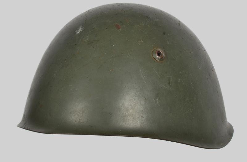 WW2 Italian M33 Helmet — image 3