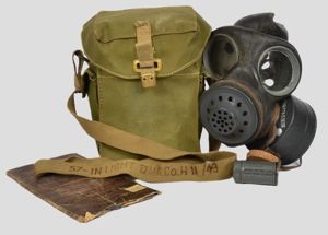 WW2 British Light Assault Gas Mask Set 1943