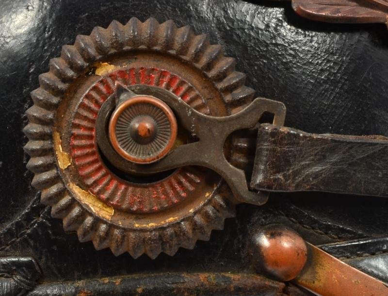 WW1 German Prussian Guard /Landsgendarmerie Pickelhaube — image 4