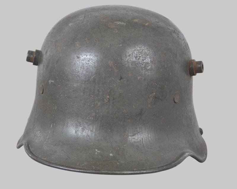 WW1 German M16 Steel Helmet — image 3