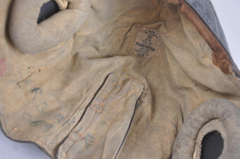 WW2 British 1939 Dated B Type Flying Helmet - Wearer KIA 26th March 1942 Holland — image 8