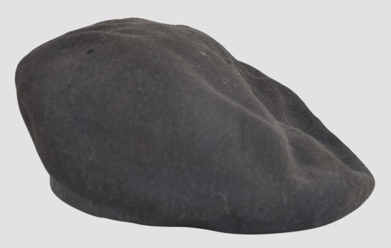 WW2 Canadian Tank Beret 1944 — image 3