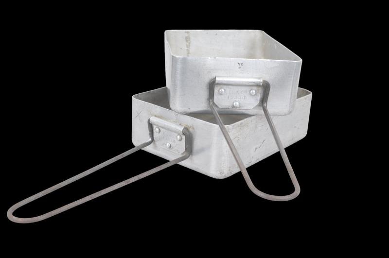 WW2 British Aluminium Messtins 1939 (Matching) — image 2