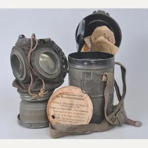WW1 German Gas Mask Named 'Busch' Complete With Original Carrying …