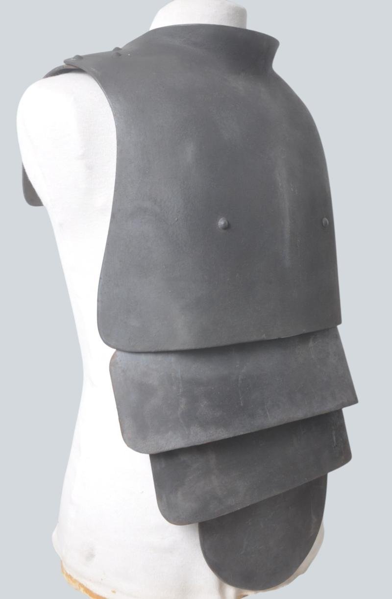 WW1 German 'Sappenpanzer' Trench Armour — image 2