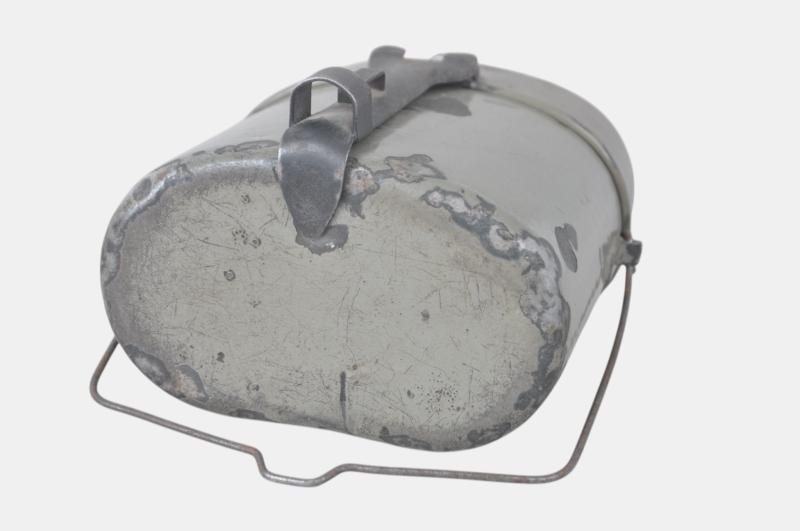 WW1 German Matching 'BING' Maker Green Enamel Messtin 1917/18 — image 8