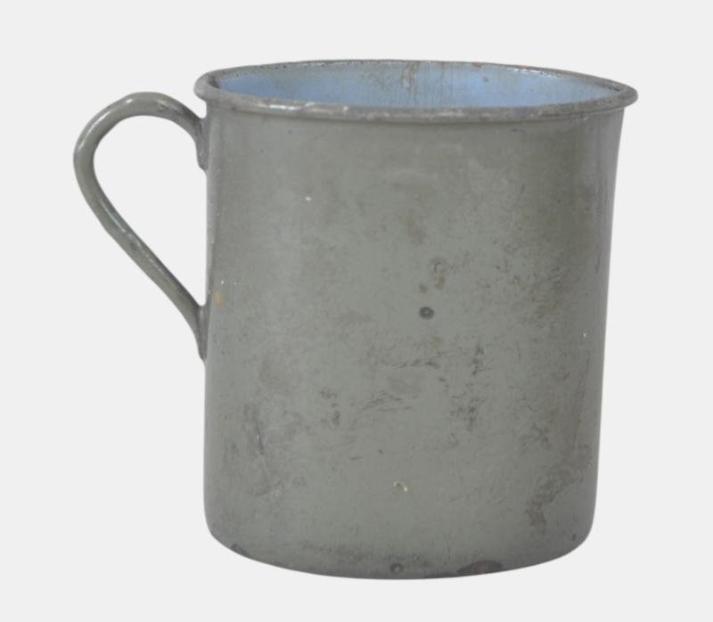 WW1 German Green Enamel Drinking Cup 1918 — image 2