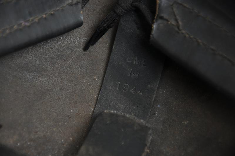 WW2 British RAC/Tank Crew Helmet 1944 — image 8
