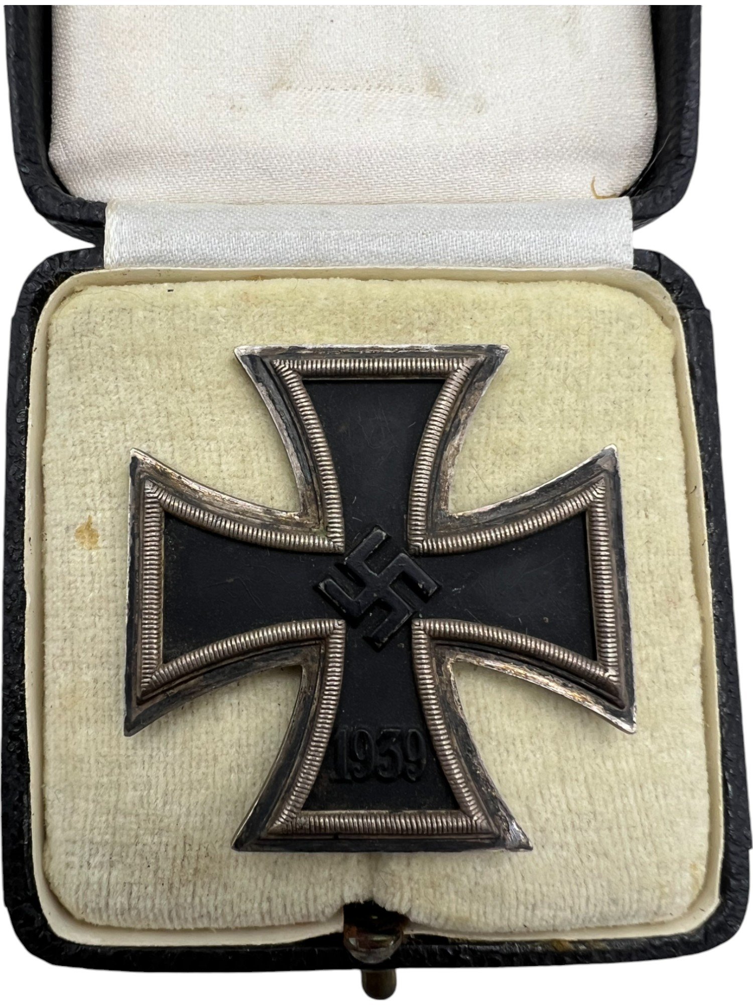 Cased 1939 Iron Cross 1st Class L/50 by Gebrüder Godet & Co Berlin — image 2